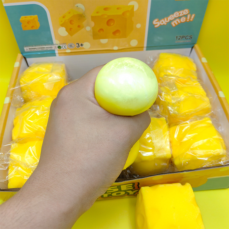 (Without Box) 4.5cm Popular Square Cheese Squishy Toy Plastic Creative Ultra-Soft Slow Rebound Stress Relief Toy for Gift